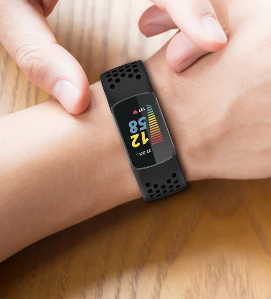 Dây đồng hồ Fitbit Charge 5 (chất liệu silicon, phong cách Nike)